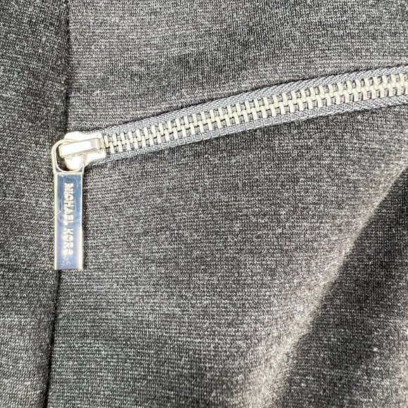 Michael Kors Gray Grey Knit Skirt Sz 8 Back Zipper Slit Chunky Zippers Sharp - Picture 4 of 8